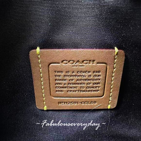 Coach Boxed Mini Rowan Crossbody Bag And Mirror Bag Charm Set Sig Canvas CCL59 - Picture 7 of 10